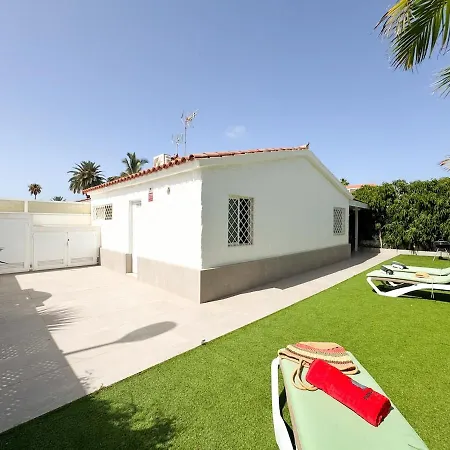 בית נופש Dunes House By Canaryscape